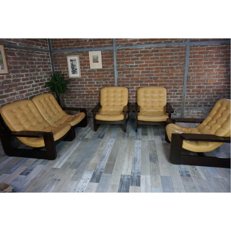 Living room in solid wood and yellow leather - 1960s