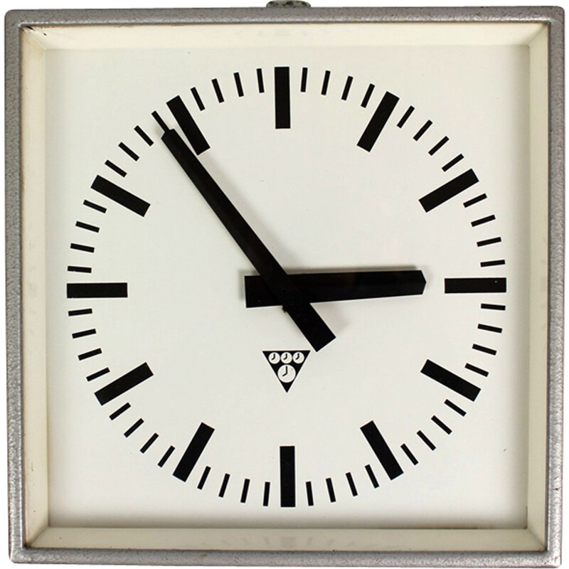 Horloge de chemin de fer industriel de Pragotron - 1980