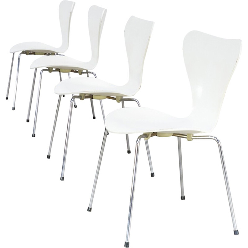 Set of 4 "Butterfly" chairs by Arne Jacobsen for Fritz Hansen - 1950s