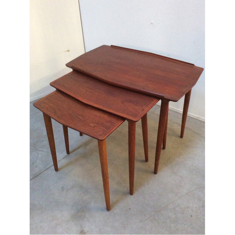 Danish nesting tables in wood - 1950s