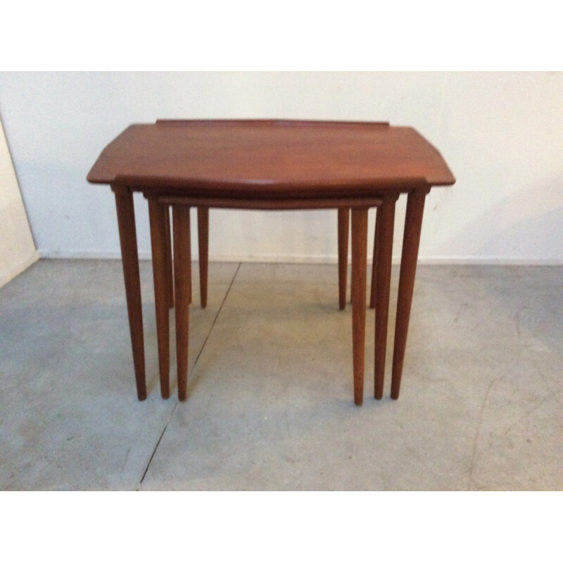 Danish nesting tables in wood - 1950s