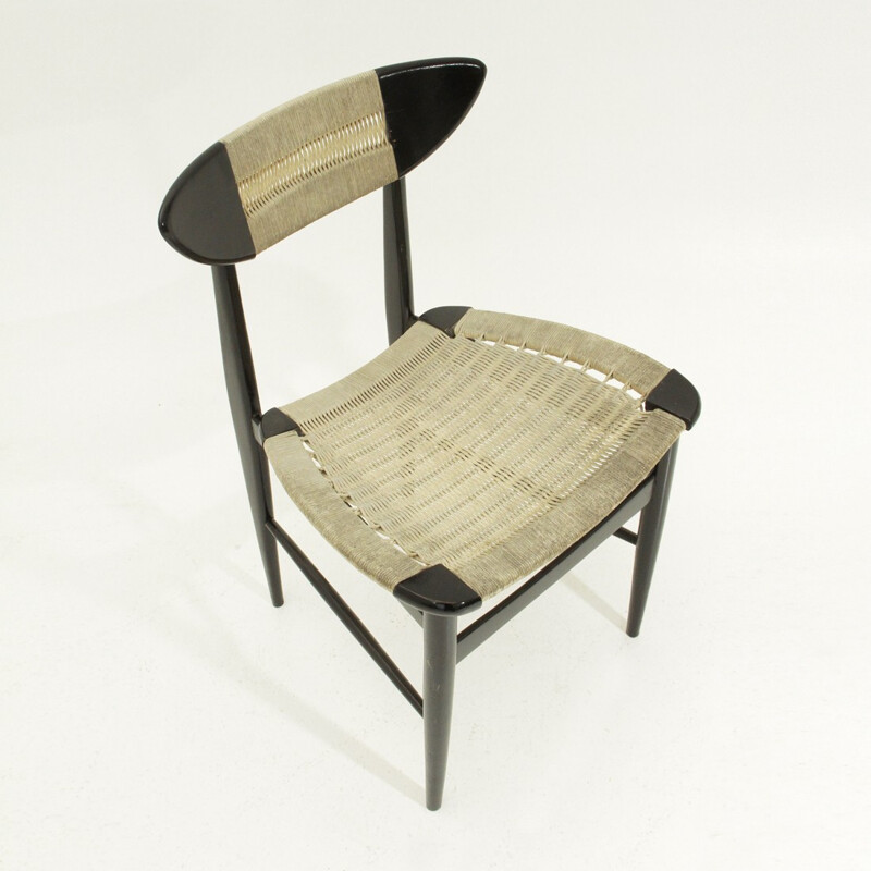 Chaise peinte en noire en bois et corde - 1960