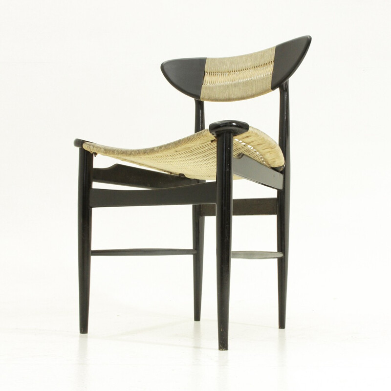 Chaise peinte en noire en bois et corde - 1960