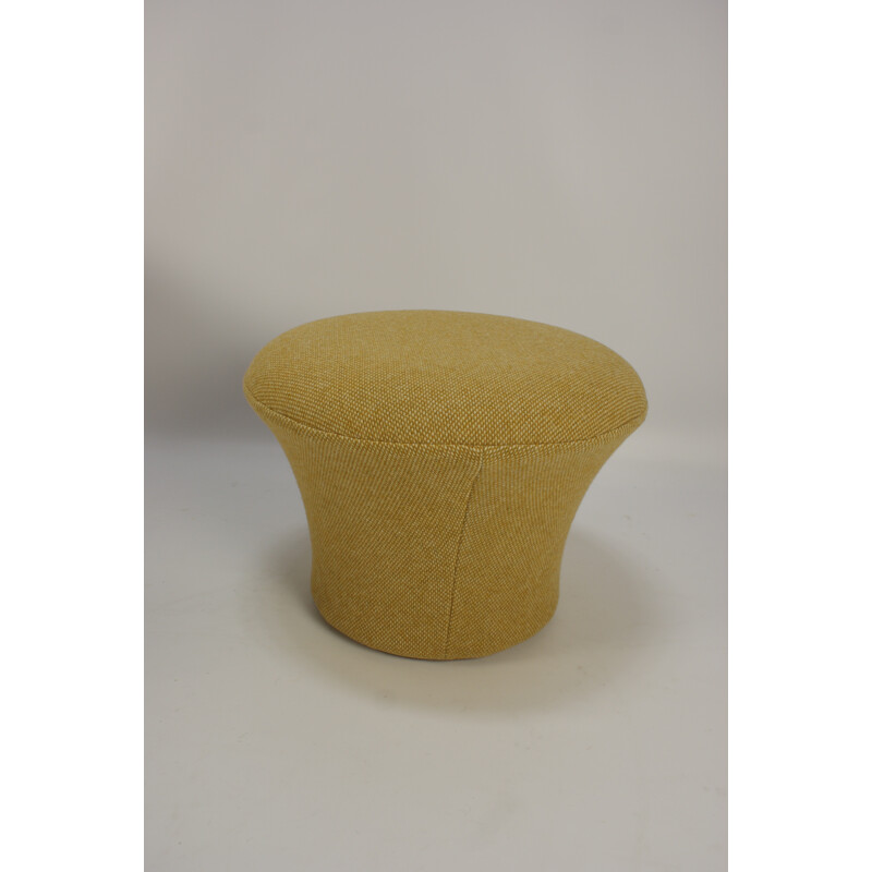 Vintage Mushroom armchair with ottoman by Pierre Paulin for Artifort - 1960s