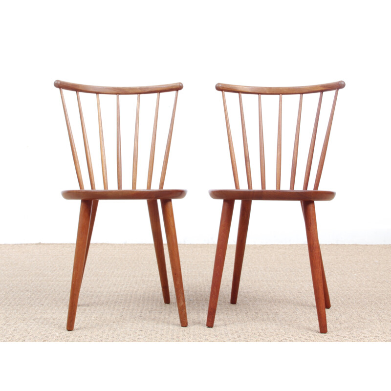 Pair of Scandinavian chairs made of solid teak - 1950s