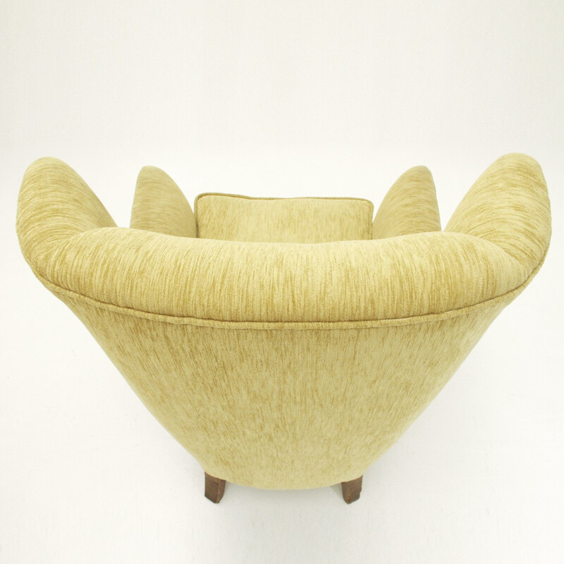 Italian armchair in beige velvet - 1950s