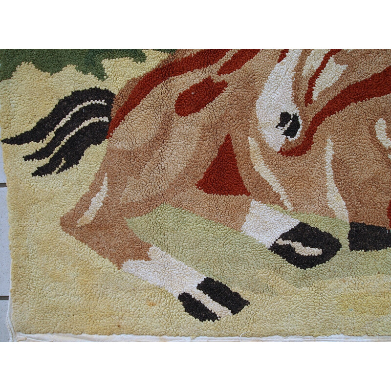 Vintage Handmade American hooked rug - 1940s