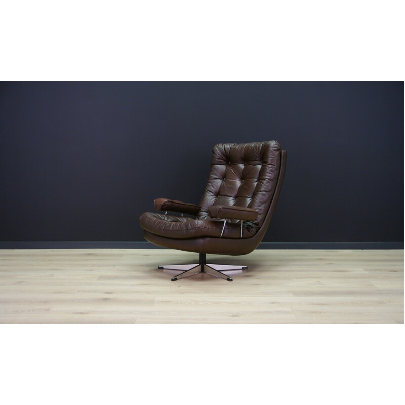 Vintage leather armchair - 1960s