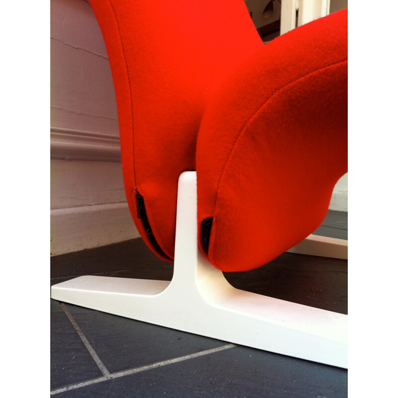 Paire de fauteuils F780 rouge, Pierre PAULIN - années 60