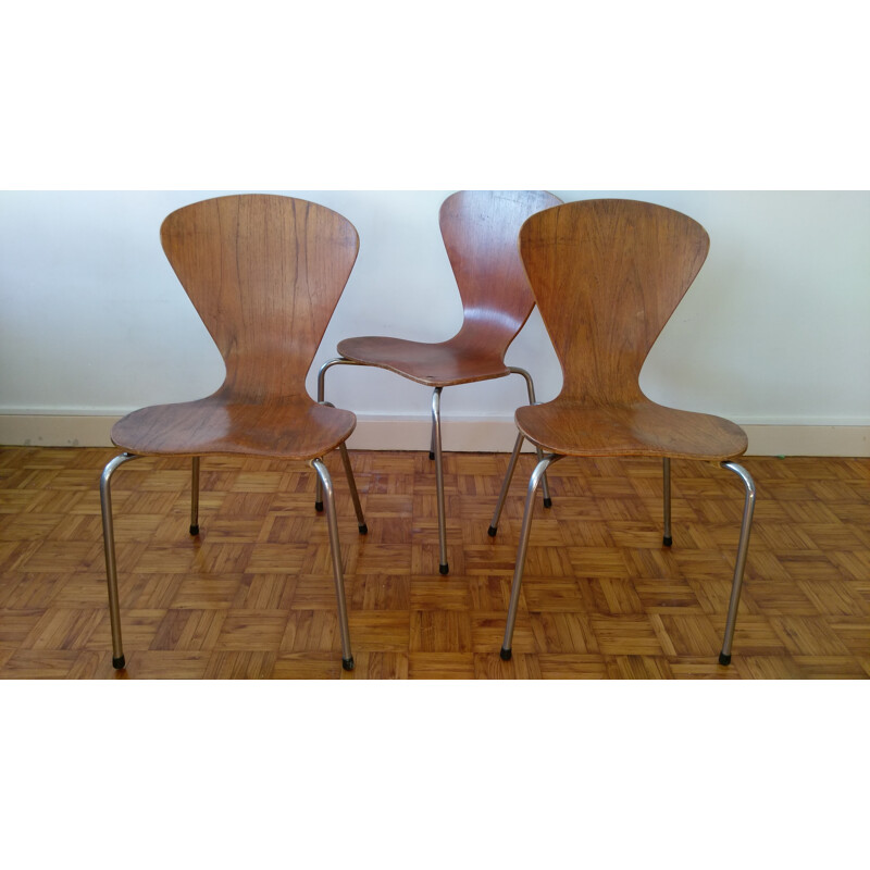 Set de 3 chaises "3204" de Jacobsen - 1960