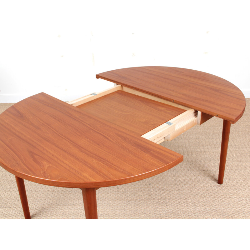 Scandinavian round teak dining table with 1 extension by Nils Jonsson for Troeds - 1960s