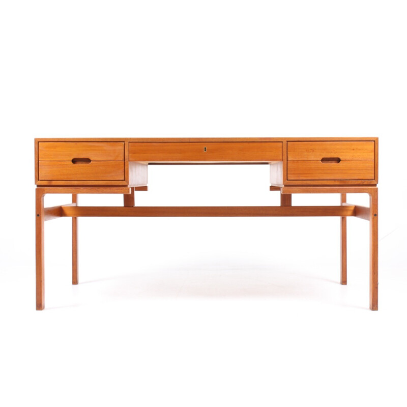 Teak Desk by Arne Wahl Iversen for Vinde Møbelfabrik - 1960s