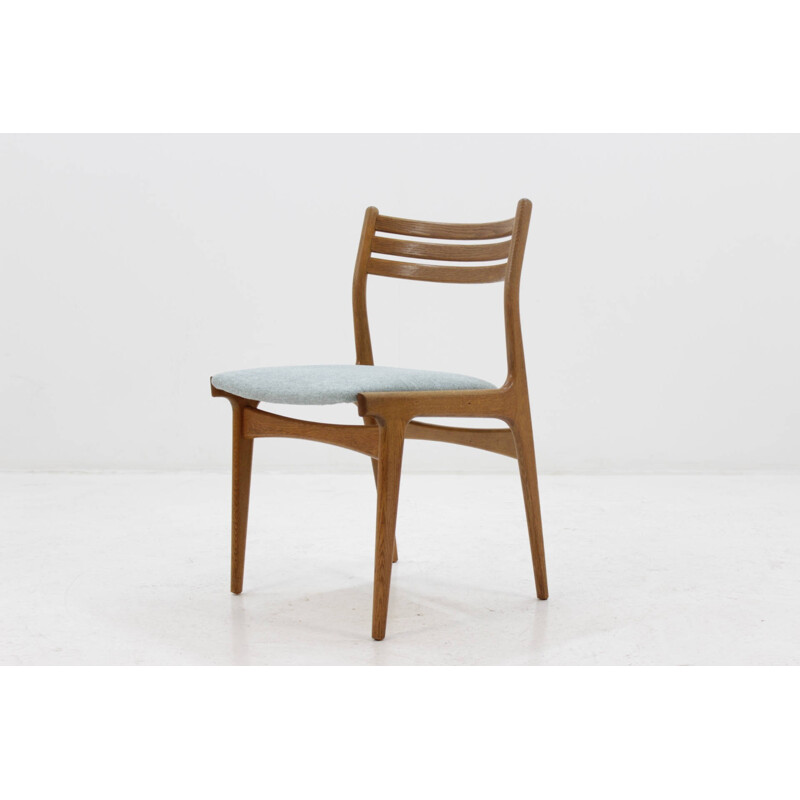 Set of 4 oakwood dining chairs by Johannes Andersen, Denmark - 1960s