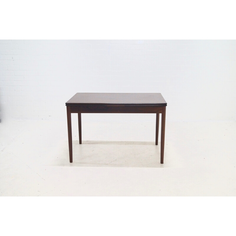 Vintage Extendable Rosewood Dining Table Danish Design - 1960s