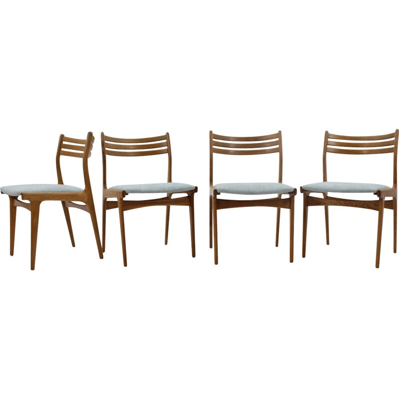 Set of 4 oakwood dining chairs by Johannes Andersen, Denmark - 1960s
