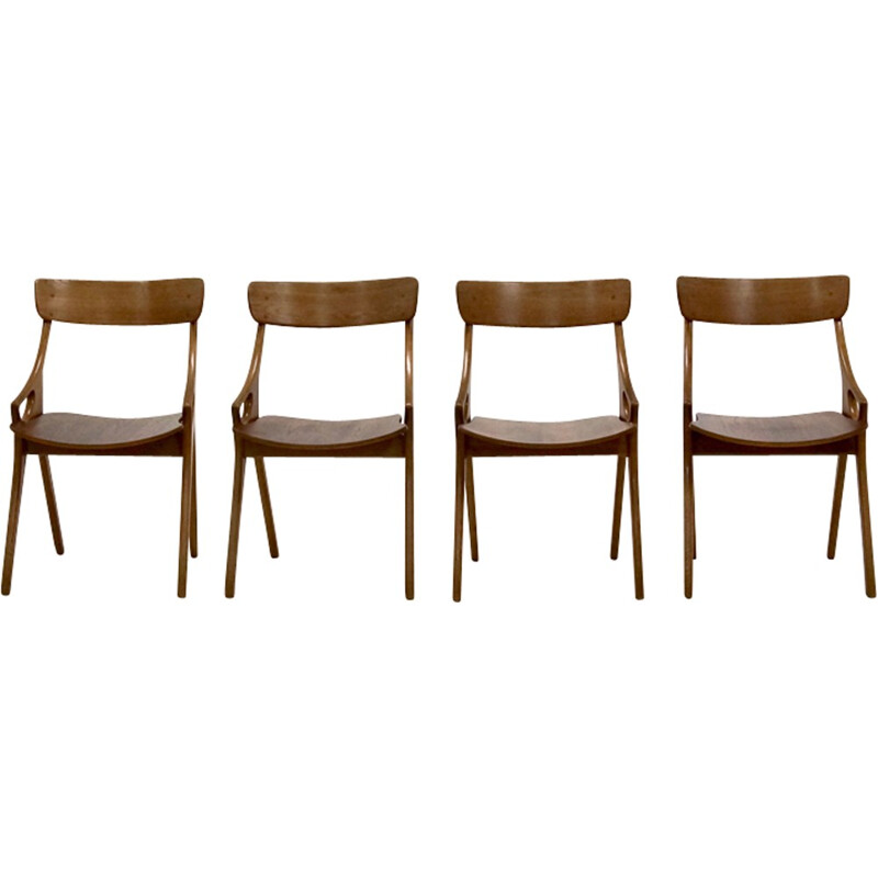 Suite de 4 chaises à repas par Hovmand Olsen pour Mogens Kold - 1950