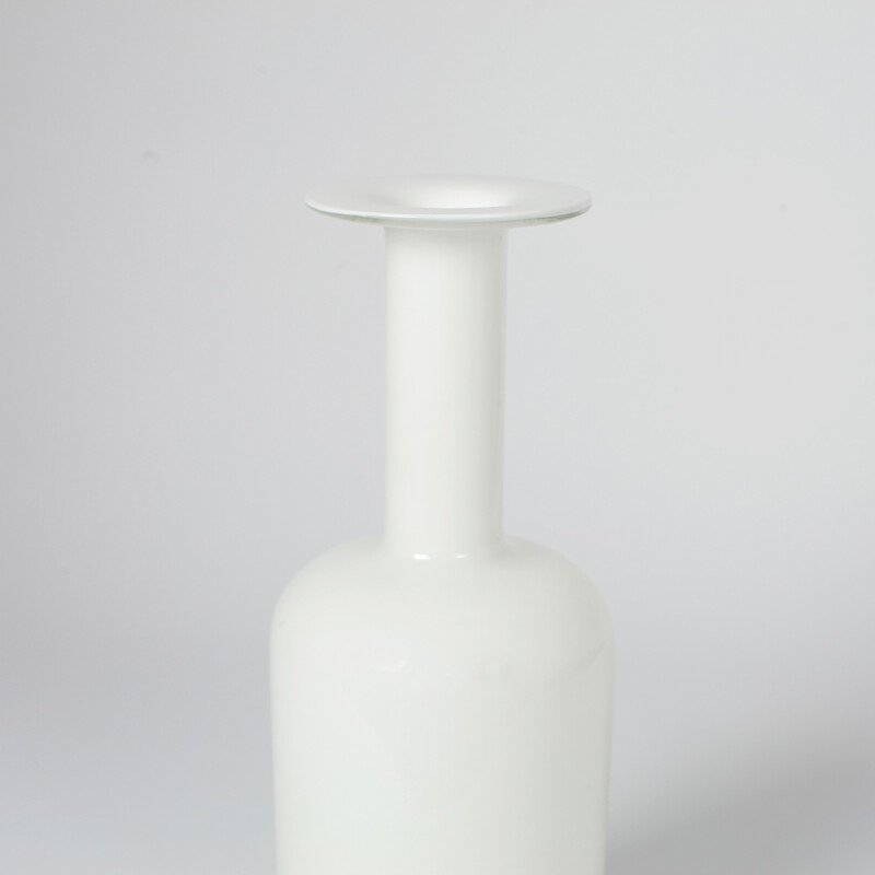 Paire de 2 vases blanc et rouge par Otto Brauer pour Holmegaard Danemark - 1960