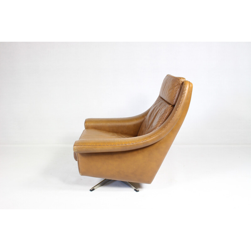 Matador Swivel Leather Chair by Aage Christiansen for Erhardsen & Andersen - 1960s