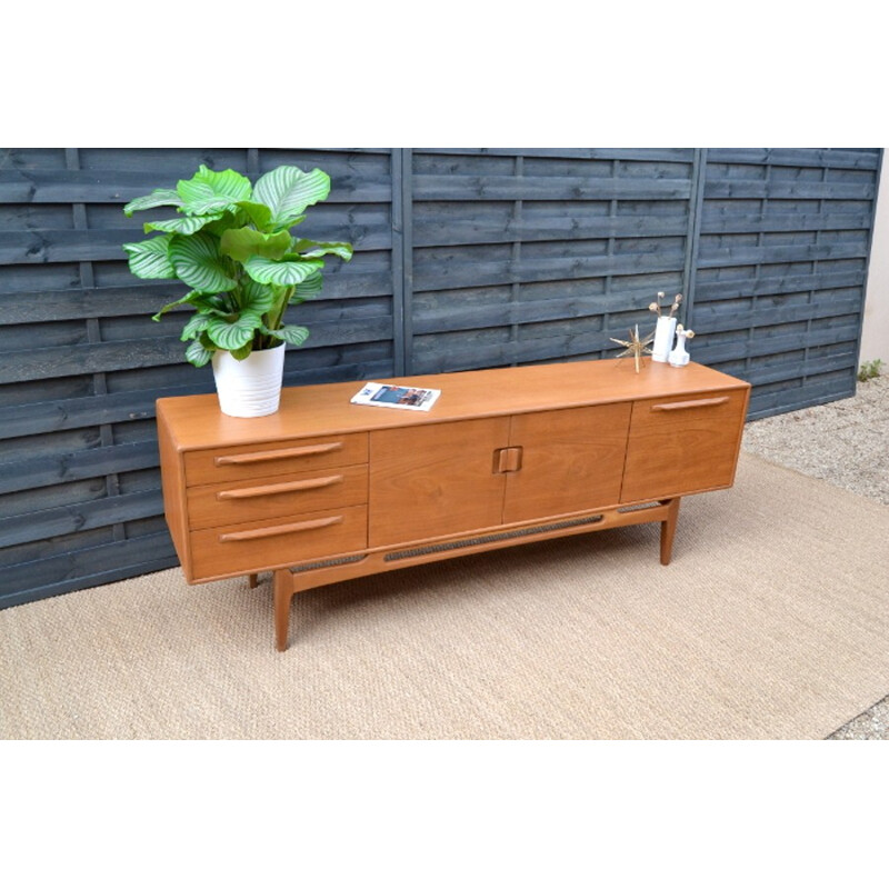 Sideboard in teak by Beithcraft - 1960s