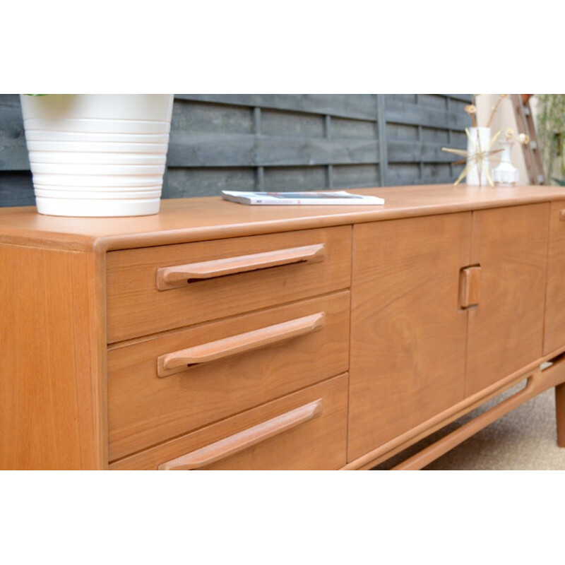 Sideboard in teak by Beithcraft - 1960s