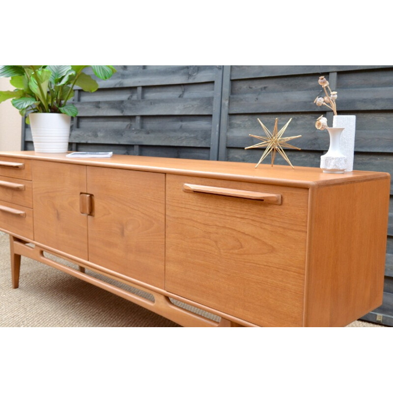 Sideboard in teak by Beithcraft - 1960s