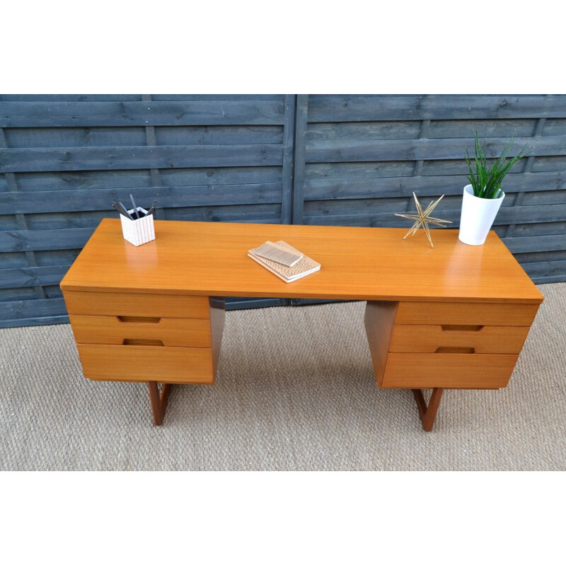 Teak desk by Gunther Hoffstead for Uniflex - 1960s