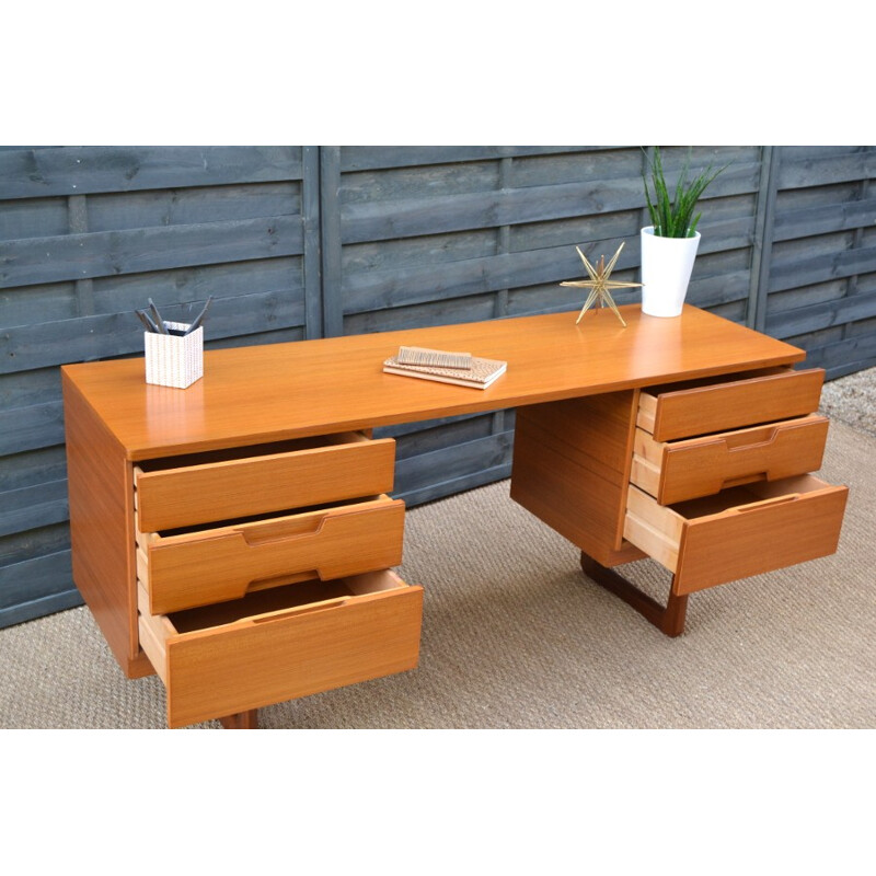 Teak desk by Gunther Hoffstead for Uniflex - 1960s