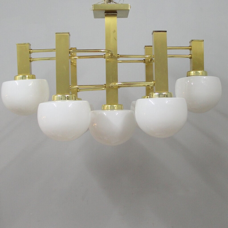 Vintage 7 opaline glass and brass chandelier, Italy - 1970s