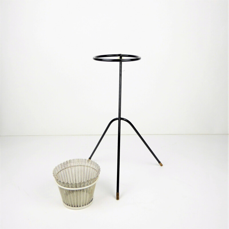 Vintage plant holder with 1 plant pot by Mathieu Matégot - 1950s