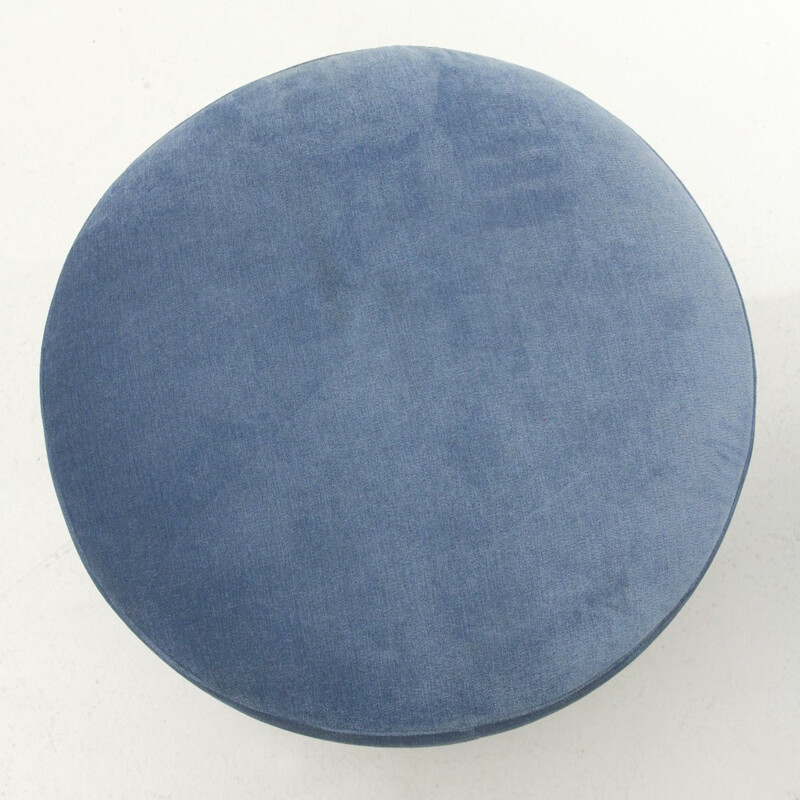Paire de poufs en velour bleu - 1940