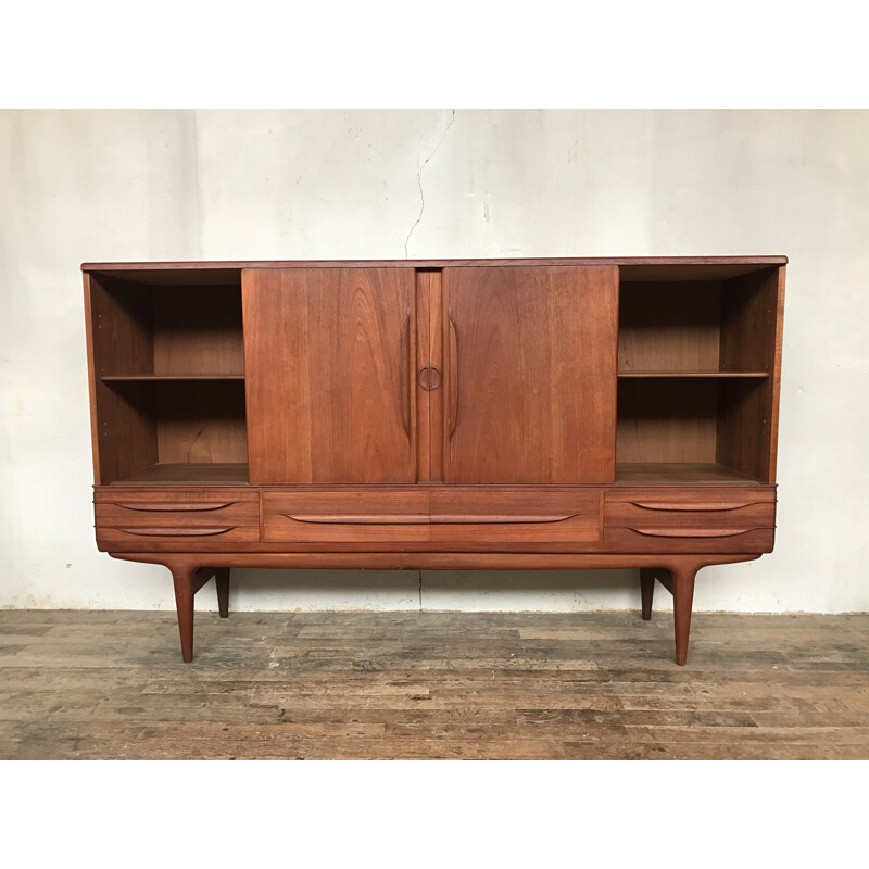 Vintage UM 14 sideboard by Johannes Andersen for Samcom - 1960s