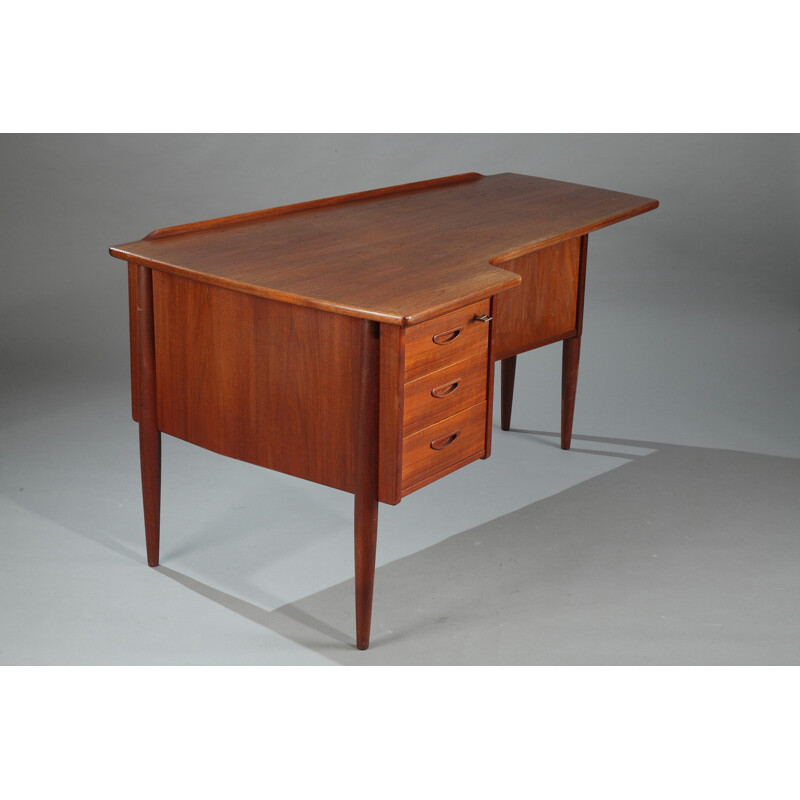 Scandinavian vintage desk by Peter Lovig Nielsen - 1950s