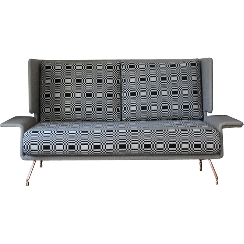 Vintage sofa by Florence Knoll - 2012