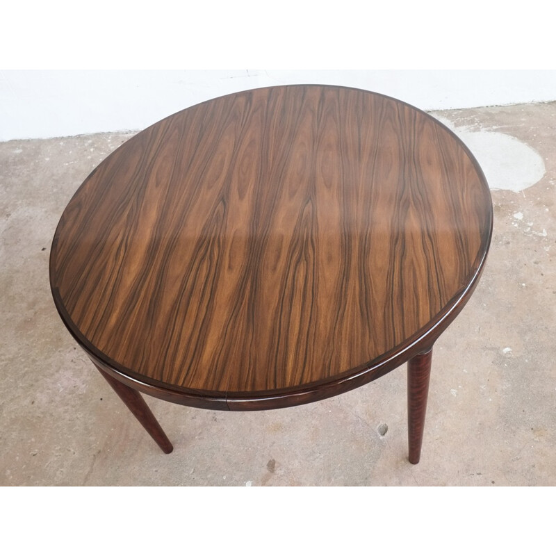 Danish round table in rosewood with 2 extension plates - 1960s