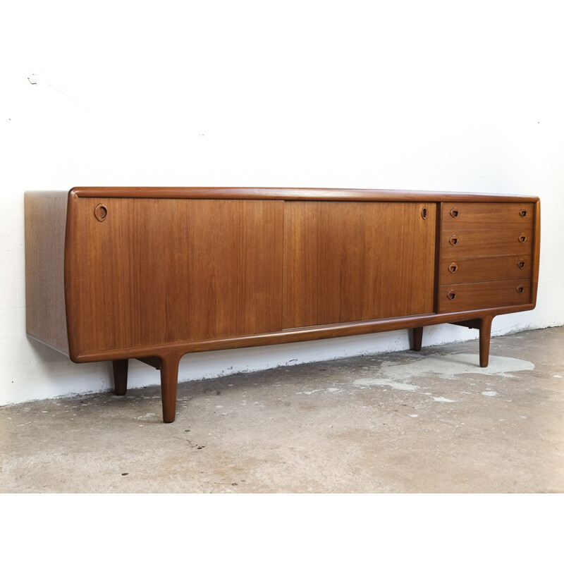 Vintage large sideboard in teak by HP Hansen - 1960s