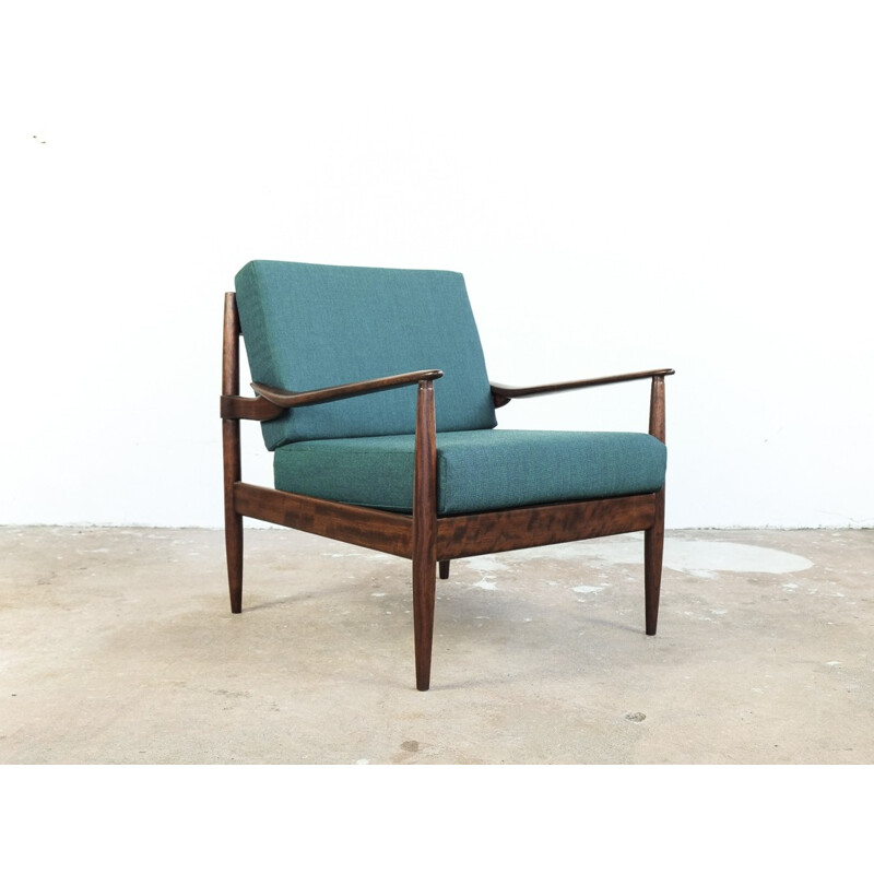 Vintage seating group in wallnut by Beka Design - 1960s