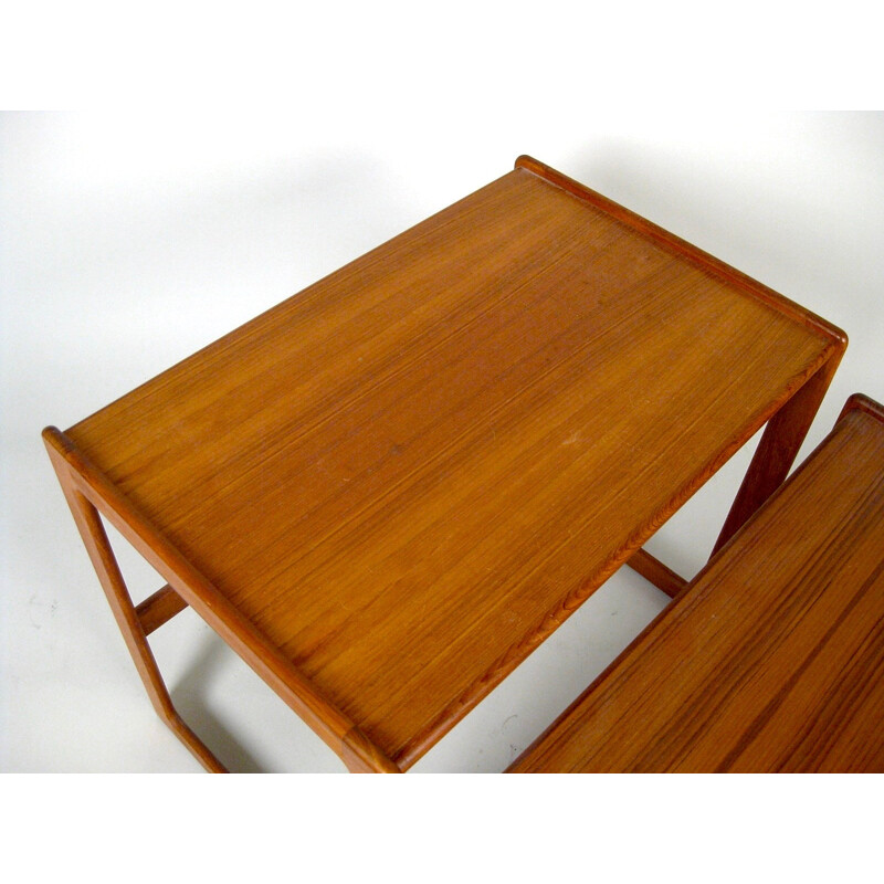 Table basse gigogne au design scandinave - 1950