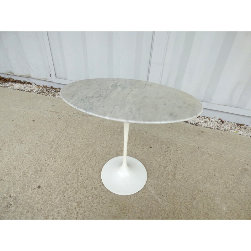 Mid-century Oval side pedestral by Saarinen for Knoll - 1960s