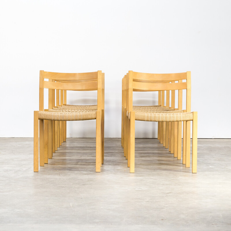 Suite de 12 chaises à repas vintage de Niels O. Møller en chêne fumé pour J.L. Møller - 1970