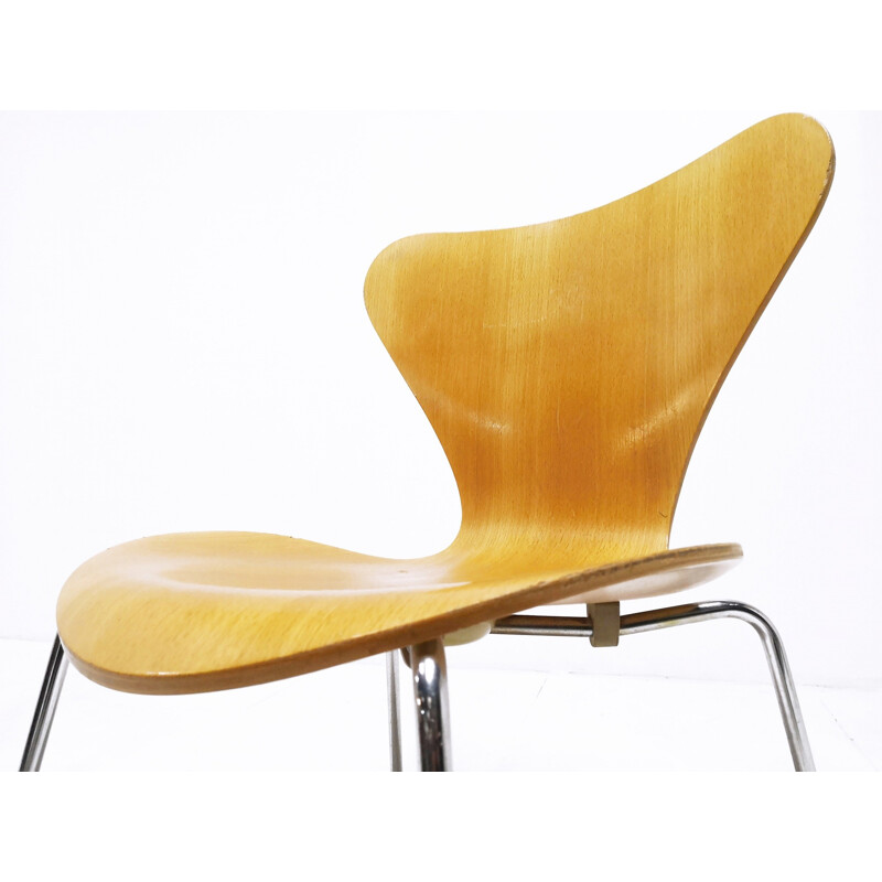 Suite de 4 chaises 3107 "Butterfly" par Arne Jacobsen pour Fritz Hansen - 1990