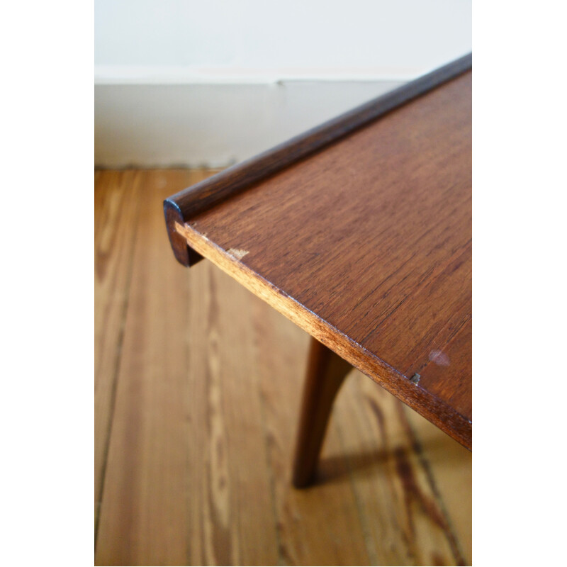 Table basse scandinave en teck avec porte revues - 1960