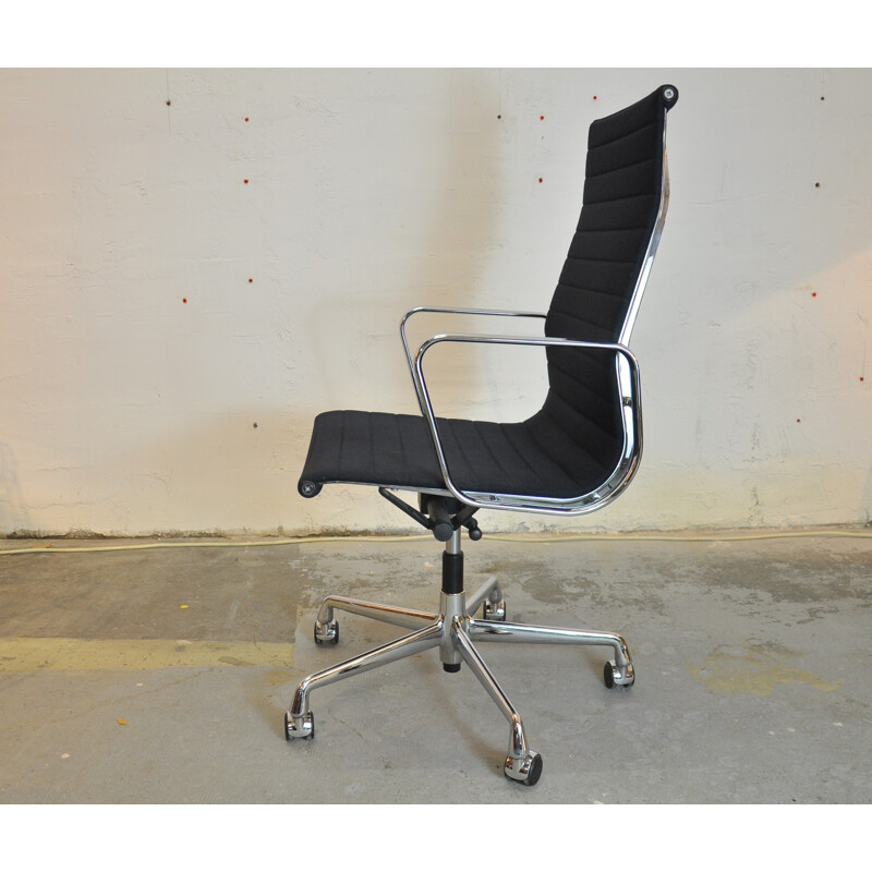 Vintage Office chair by Charles and Ray Eames for Vitra - 1990s