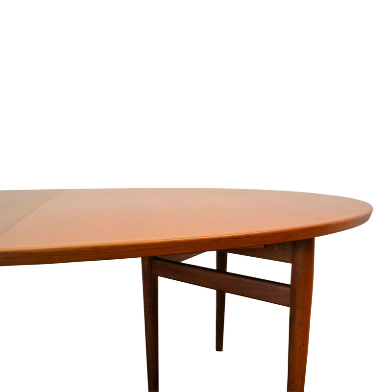 Table 212 extensible en teck vintage par Arne Vodder - 1960