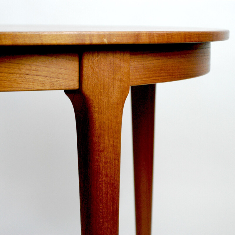 Danish Modern Circular Teak Dining Table by Frem Rojle - 1960s