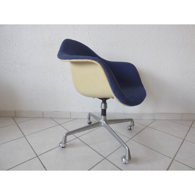 Vintage blue wheelchair by Eames for Herman Miller - 1970s
