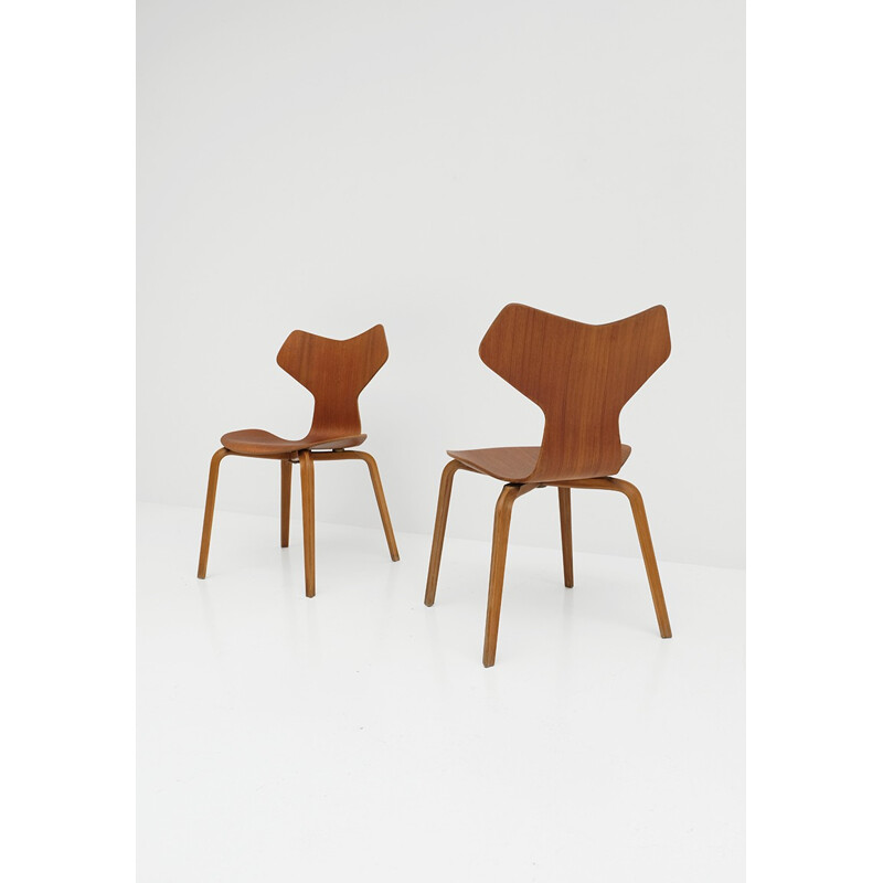 Paire de chaises "grand-prix", Arne Jacobsen pour Fritz Hansen - 1950