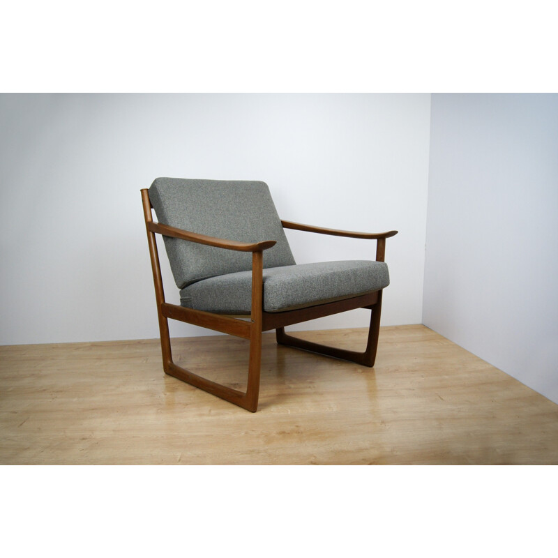 Easy Chair model "FD130"  by Peter Hvidt & Orla Mølgaard-Nielsen for France & Søn - 1960s