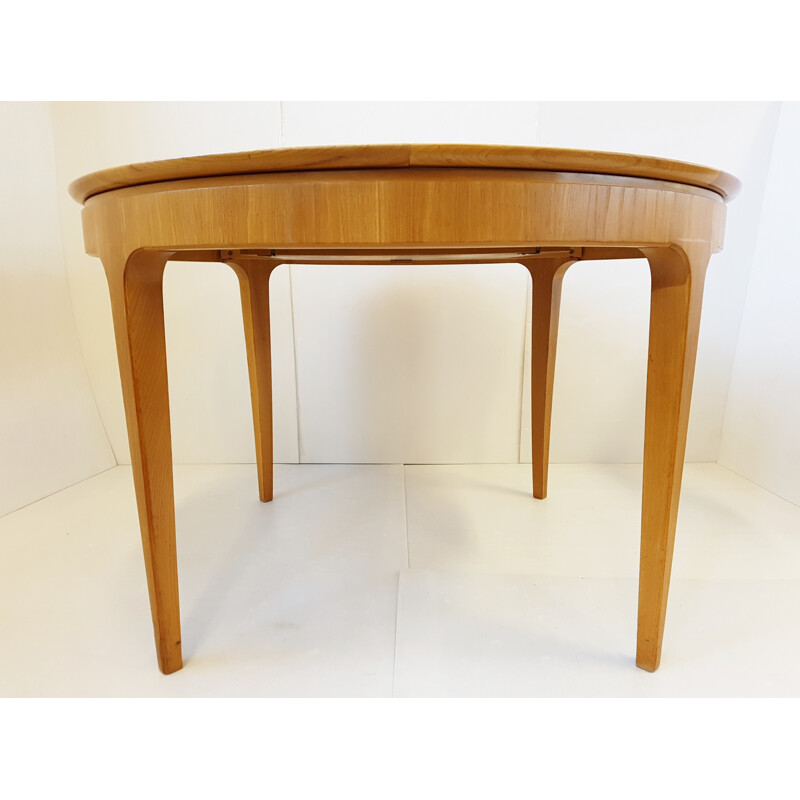 Scandinavian dining table in oak and sycamore - 1950s