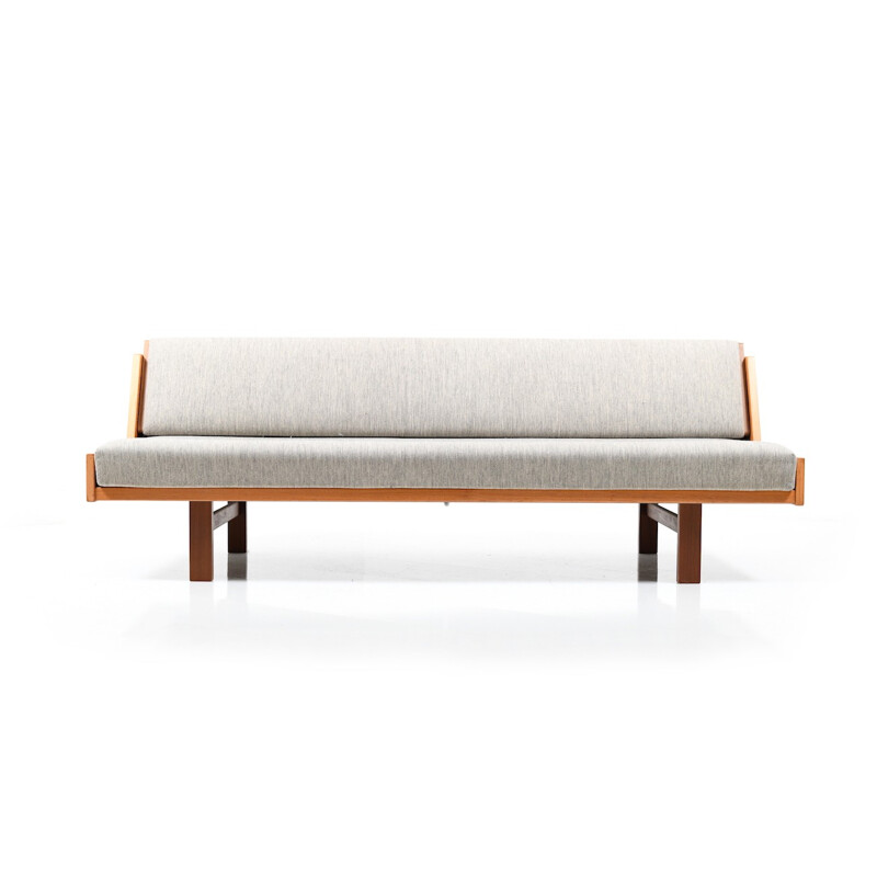 Daybed model 258 in teak by Hans J. Wegner for Getama - 1970s