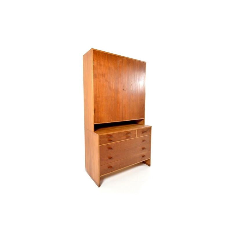 Ry teak and oak cabinet by Hans J. Wegner for Ry Møbler - 1950s